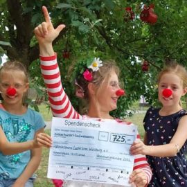 Kommunionkinder von Himmelstadt unterstützen Klinikclowns Würzburg