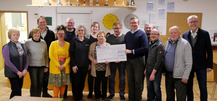 25 Jahre Gramschatzer Christbaummarkt mit Herzblut 25 Jahre Gramschatzer Christbaummarkt mit Herzblut